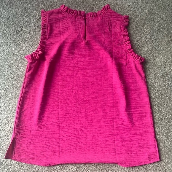 Brand new, size XL, with tags - Picture 3 of 3